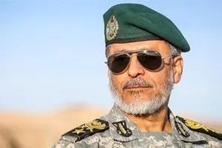امیر دریادار سیاری: قدرت نیروهای مسلح ایران برای آمریکا غیرقابل‌هضم است/ تسلیم شدن در قاموس ما نیست
