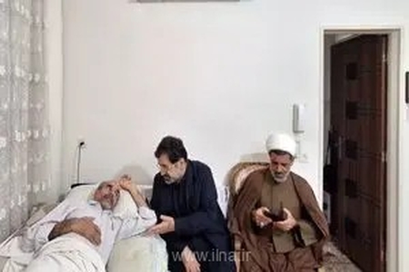 عیادت استاندار قم از کارگر مصدوم حادثه تروریستی شهرک صنعتی محمودآباد؛ بررسی وضعیت درمانی و رسیدگی به مشکلات