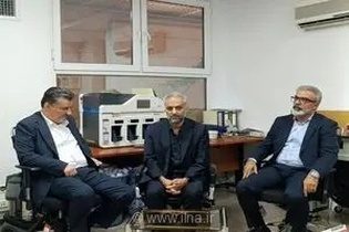 بازدید نائب‌رئیس هیئت‌مدیره بانک رفاه کارگران از شعب منطقه دو تهران و بررسی نیازهای مشتریان