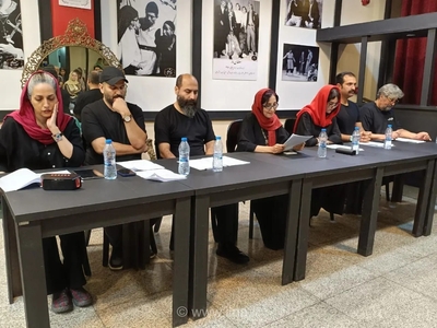 نشست ایرانی‌خوانی نمایشنامه «بت‌گر» در تماشاخانه سنگلج برگزار شد