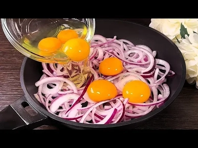طرز تهیه صبحانه با تخم‌مرغ و سوسیس