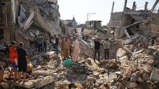 فراخوان بیش از ۱۰۰ دیپلمات سابق برای تحریم اسرائیل از سوی فرانسه و انگلیس
