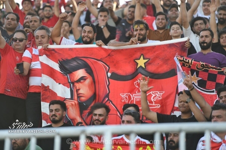 واکنش تند هواداران پرسپولیس به حضور یاسر آسانی در ترکیب استقلال پس از پیروزی مقابل مس شهر بابک