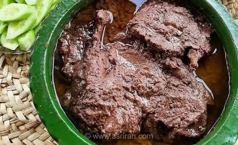 دستور پخت فسنجون مرغ مجلسی: راهنمای گام‌به‌گام برای طعمی بی‌نظیر