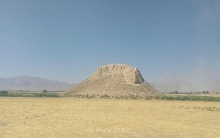 ۹۵ سال از ثبت ملی تل ضحاک فسا گذشت/ تاکید بر حفاظت از این اثر تاریخی