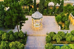سلبریتی‌های دیار باقی در کنار حافظ