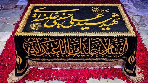 حال و هوای حرم مطهر رضوی پیش از آغاز مراسم بزرگداشت چهلم تدفین آقای شهید ایران