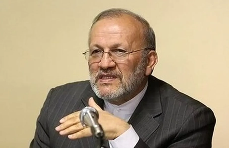 متکی: ترامپ مانند گاوی نری و فاقد خرد است!