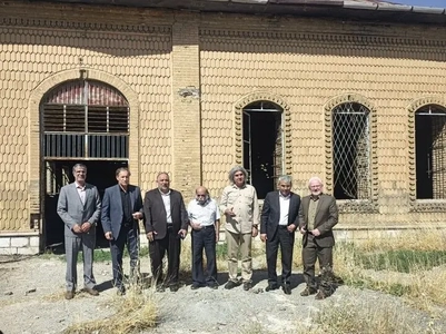 اختصاص ۲ میلیارد تومان برای مرمت اضطراری دبیرستان تاریخی کزازی کرمانشاه