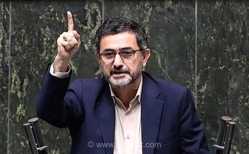 انتقاد تند نماینده مجلس از صداوسیما: چرا رسانه ملی را به تریبون تبلیغاتی ترامپ تبدیل کرده‌اید؟