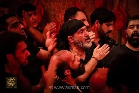 تهران/ حضور مهران غفوریان در مراسم عزاداری ظهر عاشورا
