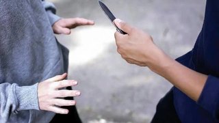 سرقت گوشی با موتور در ترافیک تهران