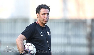 پارادوکس نیمکت‌های لیگ برتر؛ چرا سرمربی پرسپولیس در میان چهار مربی وفادار به تیم سابقش قعرنشین است؟