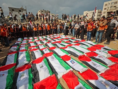 تشییع پیکر بیش از ۱۰۰ فلسطینی در غزه پس از سه سال