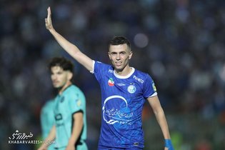 کنایه نوری به وکیل پرسپولیس: پول‌هایتان را نشان دهید!