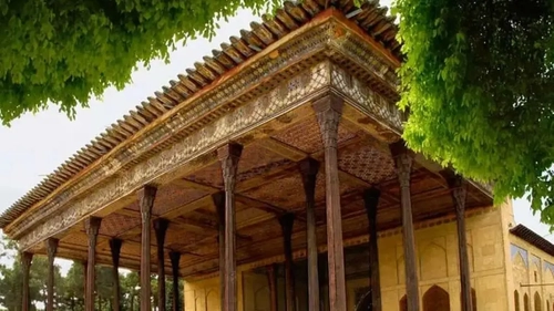 مرمت چهلستون در دستور کار
