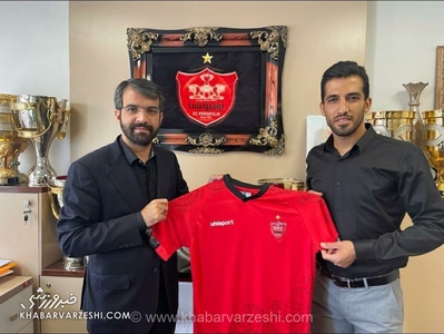 تمدید قرارداد وحید امیری در پرسپولیس با دستمزد ۶ میلیارد تومانی