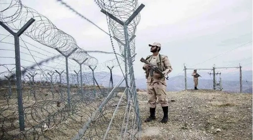 حملات هوایی پاکستان به افغانستان؛ ۲۲ کشته