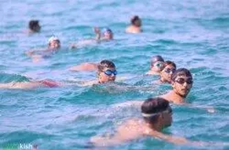 کسری باغجری قهرمان نخستین مسابقه حذفی شنای آب‌های آزاد کشور در کیش