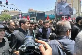 هاشمی در مراسم تشییع پیکر مطهر رهبر شهید انقلاب حضور یافت