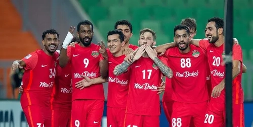 حضور هواداران استقلال در ورزشگاه راشد