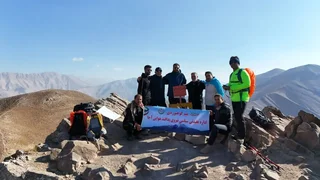 صعود کوهنوردان ارتش به قله پرسون در لواسانات