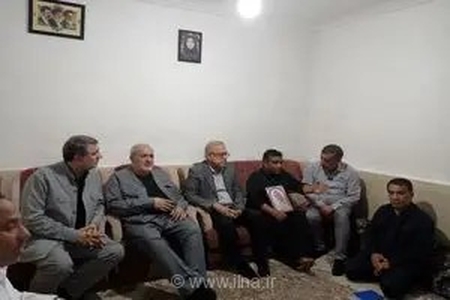 حضور معاون اجرایی رئیس‌جمهور و وزیر نیرو در منزل شهیده حیدری