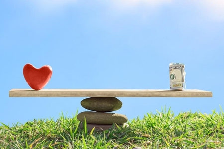 چرا انسان مدرن کمتر احساس رضایت می‌کند؟