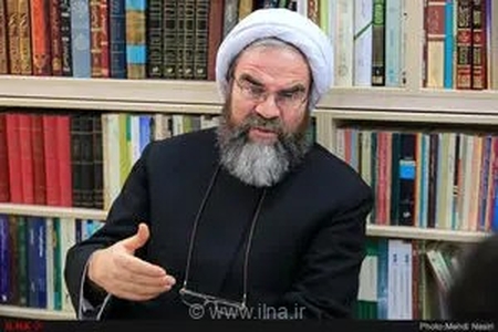 فشار بر مردم به جای ریشه یابی نفوذ؟ انتقاد یک استاد حوزه از طرح مقابله با نفوذ