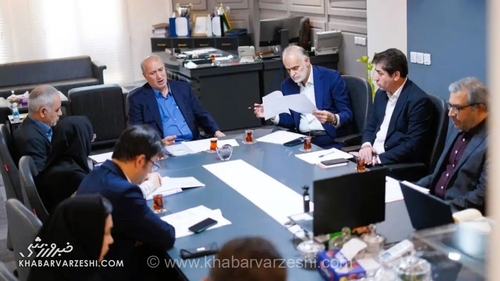 سوتی پشت سوتی/ ماجرای نامه عجیبی که چند هفته در فدراسیون خاک خورد؛ تیم‌های ایرانی حق میزبانی در آسیا را ندارند!