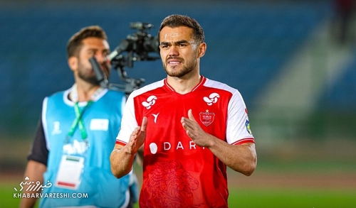 گلزنی اورونوف پس از ۲۶۰ روز؛ یک قدم تا رکورد گلزنی در پرسپولیس