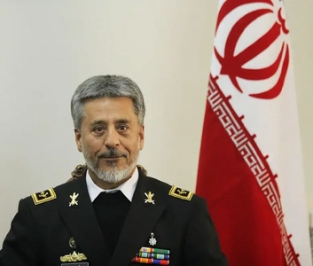 امیر دریادار سیاری: روز پدافند غیرعامل را تبریک گفت