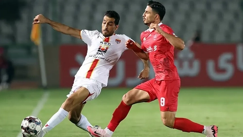 پرسپولیس و فولاد در نیمه نخست بدون گل متوقف شدند