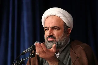 ادعای نادر قاضی‌پور درباره وضعیت رسایی؛ هتل‌نشینی یا زندان؟