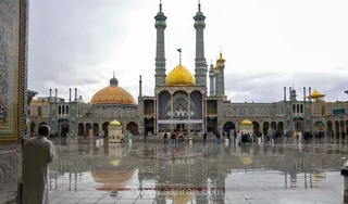 مهر: دفن امانتی پیکر رهبر شهید در حرم حضرت معصومه(س) صحت ندارد