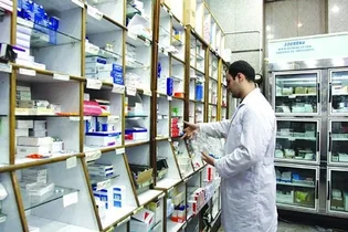۸ هزار میلیارد تومان چک برگشتی داروخانه‌ها؛ بحرانی در راه است؟