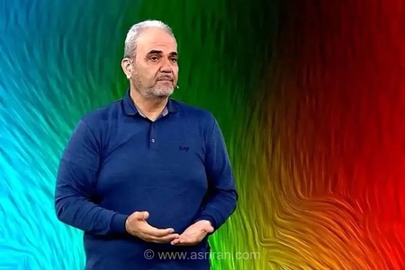 حسرت خداداد عزیزی و جواد خیابانی پس از پایان بازی
