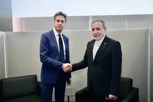 عراقچی در نیویورک با وزرای خارجه اردن، قرقیزستان و انگلیس دیدار کرد
