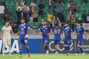 کری‌خوانی برای پرسپولیس پس از برد اول آسیایی استقلال: فهمیدند در آسیا کت تن کیست!
