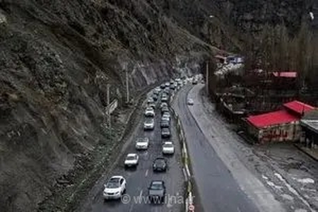 ممنوعیت تردد در چالوس و تهران-شمال؛ ترافیک سنگین در محورهای شمالی