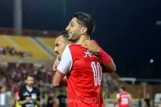 پیروزی ۲ بر صفر پرسپولیس در نیمه نخست دیدار برابر شمس آذر
