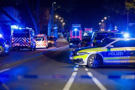 حادثه تصادف در شمال آلمان منجر به زخمی شدن چندین نفر شد