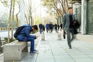 حوزه عمومی: فضایی برای کنشگری شهروندی یا تولید و مصرف؟