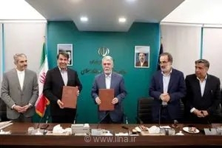امضای تفاهمنامه همکاری وزارت ارشاد و استانداری کرمان برای توسعه هنری