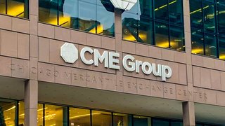 کمیسیون معاملات آتی آمریکا به موضع قانونی CME در مناقشه بر سر قراردادهای دائمی پاسخ داد