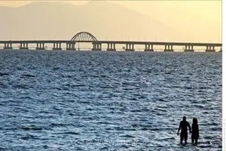 بازگشت گردشگران به دریاچه ارومیه؛ زیرساخت‌های رفاهی و تفریحی همچنان در انتظار توسعه و تکمیل