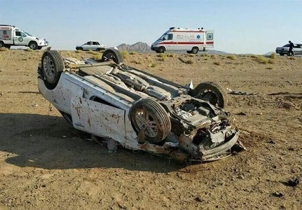 واژگونی خودرو در دزفول؛ مصدومان منتقل شدند