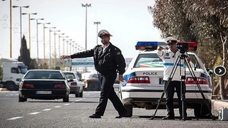 ماجراجویی خطرناک پسربچه ۱۲ساله در آزادراه قزوین؛ پلیس نیسان را توقیف و راننده خردسال را متوقف کرد