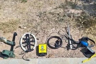 تشدید گشت‌های شبانه‌روزی در تخت‌جمشید؛ کشف سه دستگاه فلزیاب غیرمجاز در حریم میراث جهانی مرودشت