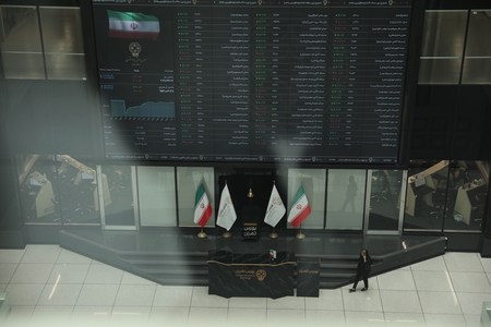 بورس تهران تغییر مسیر داد؛ شاخص هم‌وزن صعودی شد